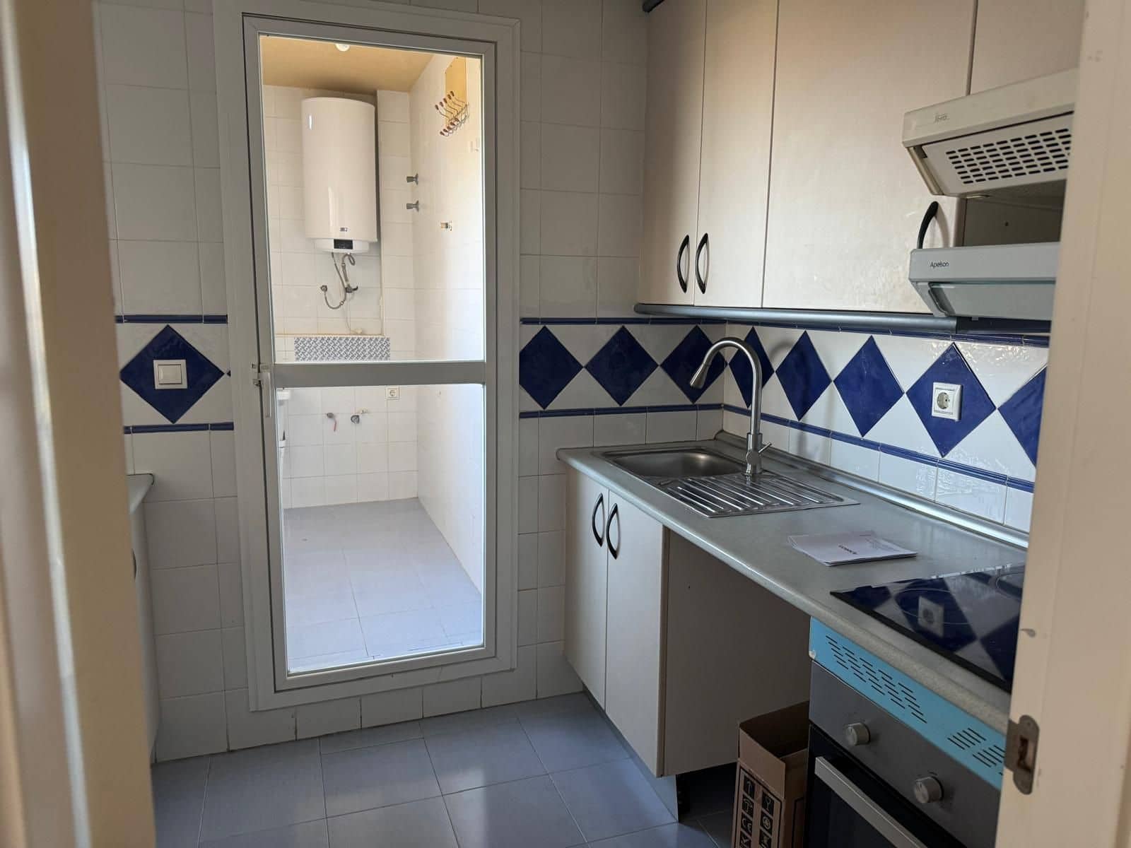 2 soverom Leilighet til salgs i Benidorm med svømmebasseng garasje - € 235 000 (Ref: 9274077)