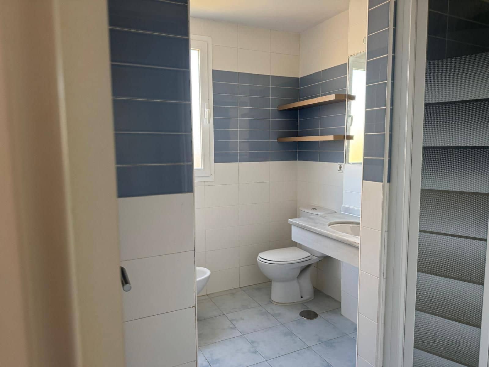 2 soverom Leilighet til salgs i Benidorm med svømmebasseng garasje - € 235 000 (Ref: 9274077)