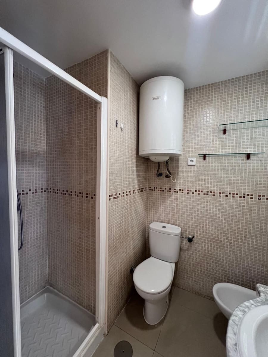 2 slaapkamer Appartement te koop in Benidorm met zwembad garage - € 174.000 (Ref: 9274078)