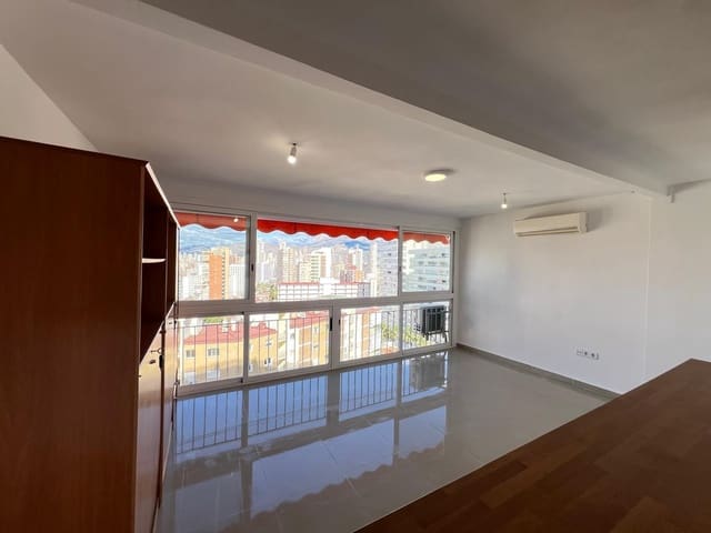 2 slaapkamer Appartement te koop in Benidorm met zwembad garage - € 174.000 (Ref: 9274078)