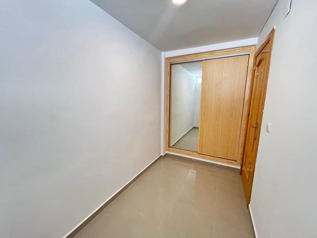 2 slaapkamer Appartement te koop in Benidorm met zwembad garage - € 174.000 (Ref: 9274078)