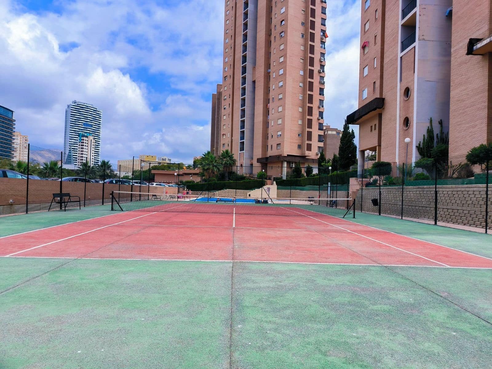 1 slaapkamer Appartement te koop in Benidorm met zwembad garage - € 195.000 (Ref: 9304884)