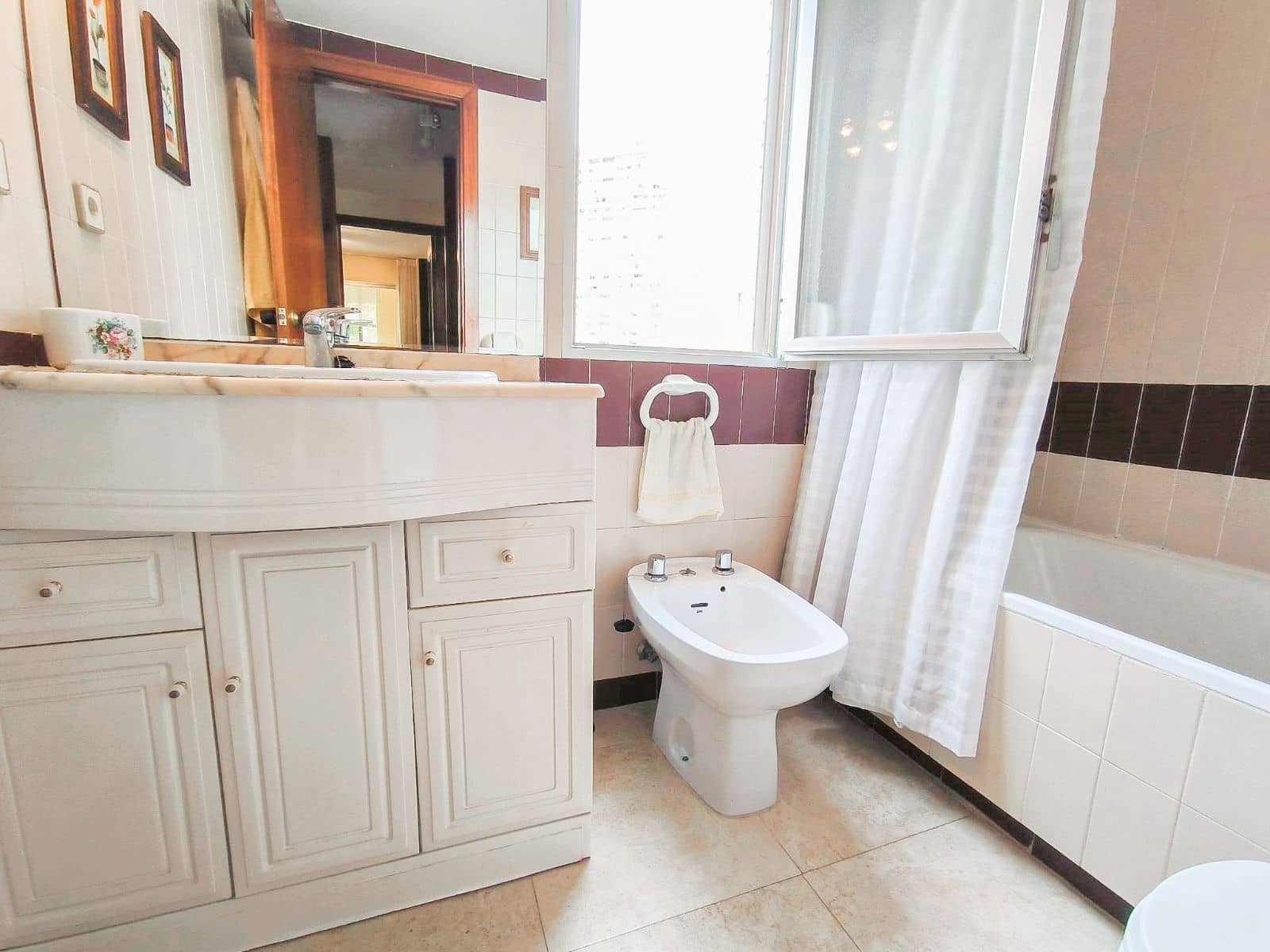 1 slaapkamer Appartement te koop in Benidorm met zwembad garage - € 195.000 (Ref: 9304884)