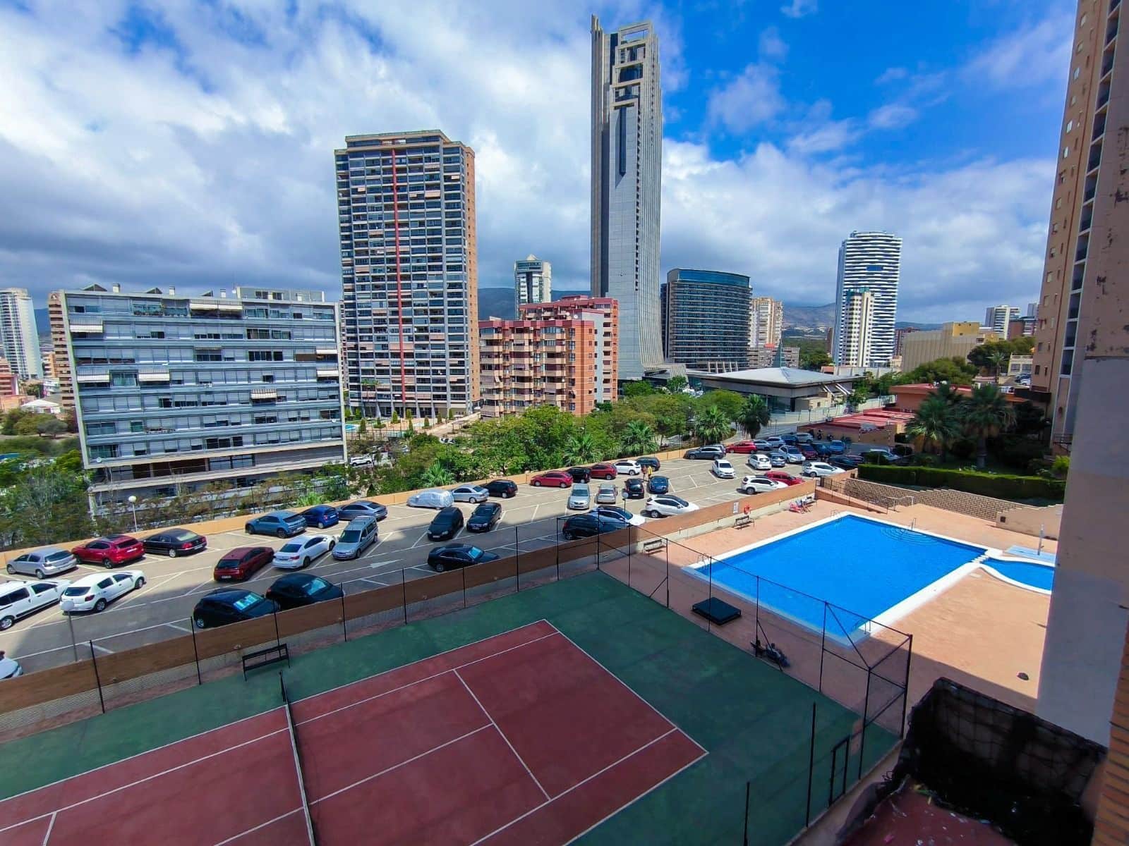 1 slaapkamer Appartement te koop in Benidorm met zwembad garage - € 195.000 (Ref: 9304884)