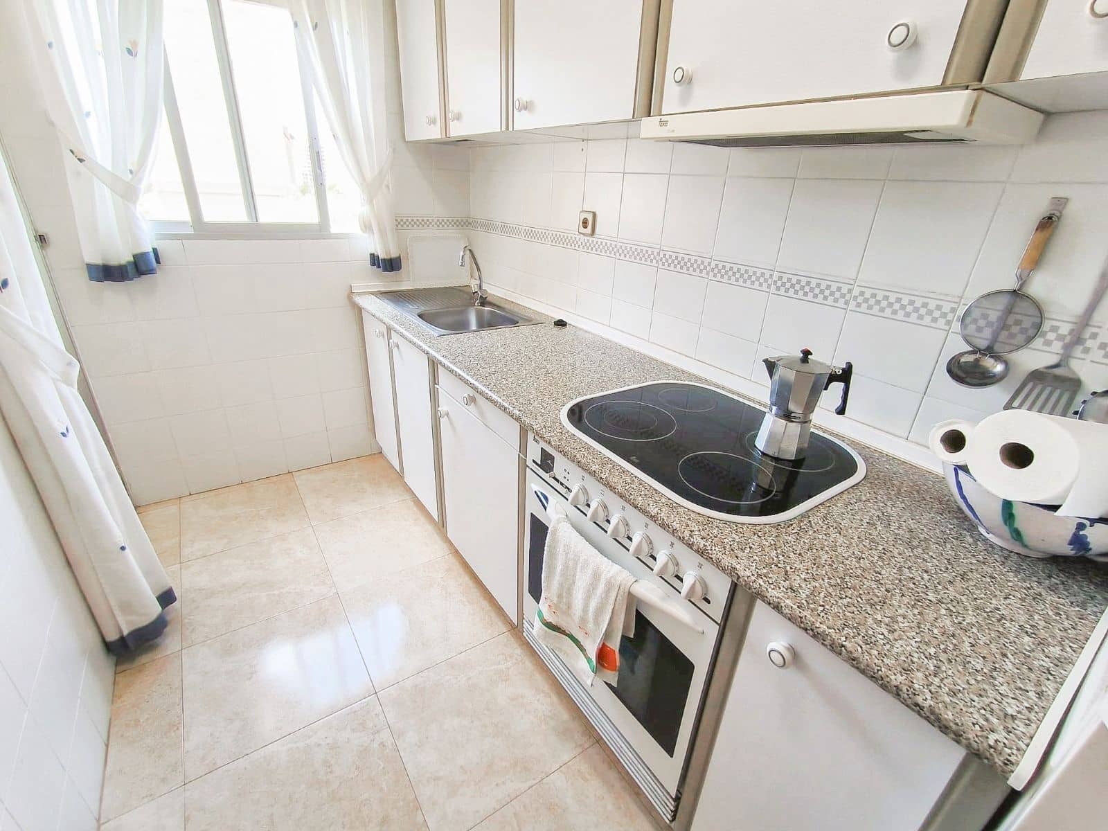 1 slaapkamer Appartement te koop in Benidorm met zwembad garage - € 195.000 (Ref: 9304884)