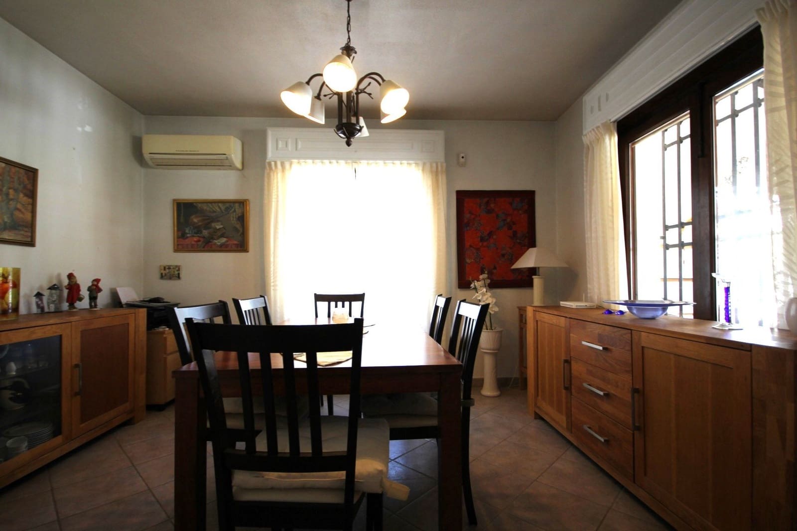 Chalet de 4 habitaciones en Alfaz del Pi / L'Alfàs del Pi en venta con piscina garaje - 450.000 € (Ref: 9326024)