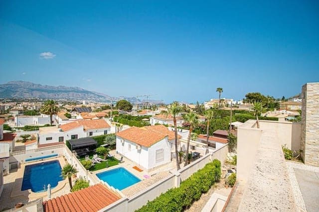 6 soveværelse Villa til salg i Albir, Alfaz del Pi / L'Alfàs del Pi med swimmingpool garage - € 2.100.000 (Ref: 9429584)