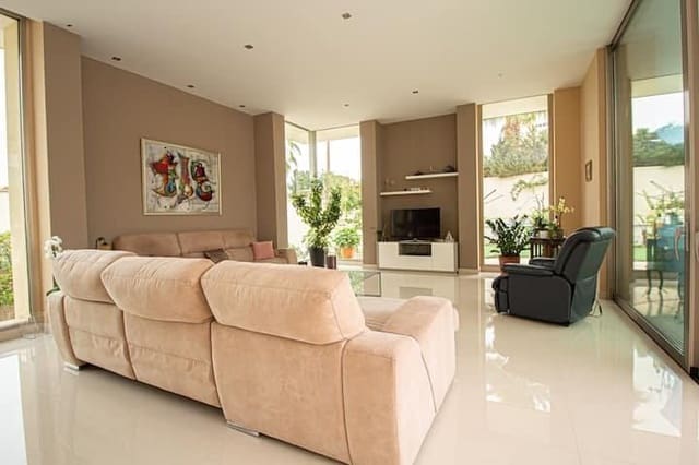 6 soveværelse Villa til salg i Albir, Alfaz del Pi / L'Alfàs del Pi med swimmingpool garage - € 2.100.000 (Ref: 9429584)