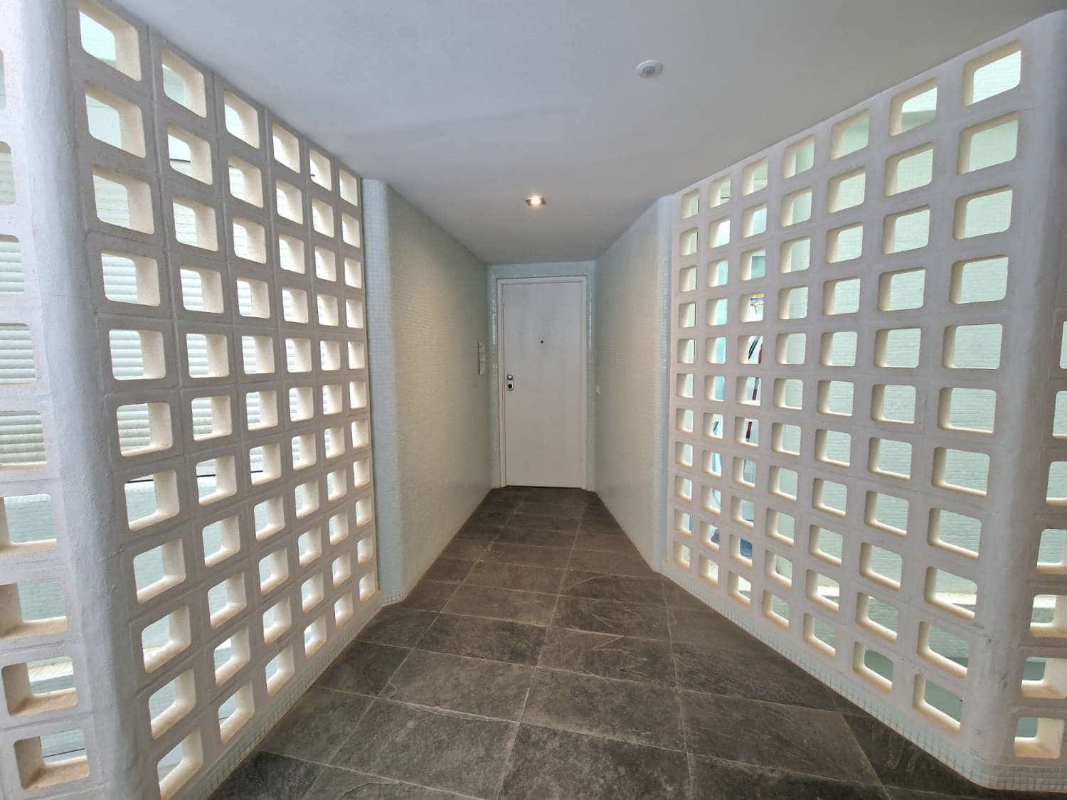 2 Zimmer Strandapartment zu verkaufen in Ibiza / Eivissa Stadt mit Pool Garage - 840.000 € (Ref: 8830041)