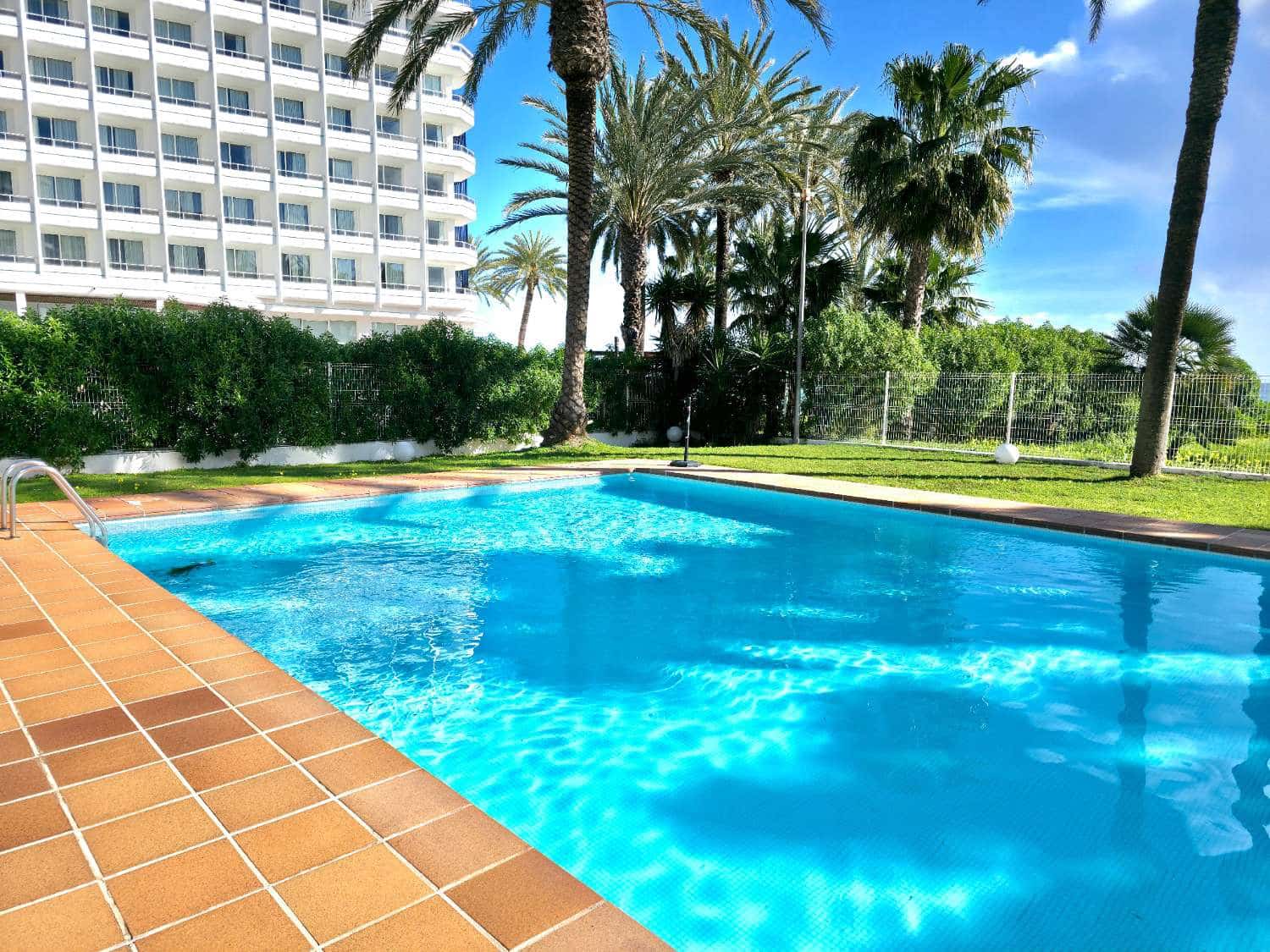 2 Zimmer Strandapartment zu verkaufen in Ibiza / Eivissa Stadt mit Pool Garage - 840.000 € (Ref: 8830041)