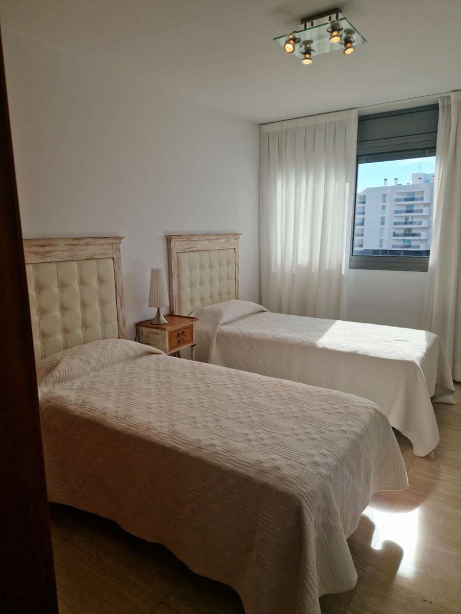 3 soveværelse Lejlighed til salg i Ibiza by med swimmingpool garage - € 1.300.000 (Ref: 8830046)