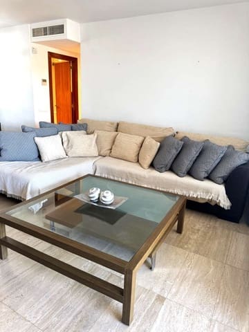 3 slaapkamer Strandappartement te koop in Ibiza dorp met zwembad garage - € 850.000 (Ref: 8937059)