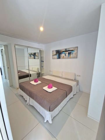 2 bedroom Beach Apartment for rent in Ibiza / Eivissa town with pool garage - € 1,700 (Ref: 8988045)