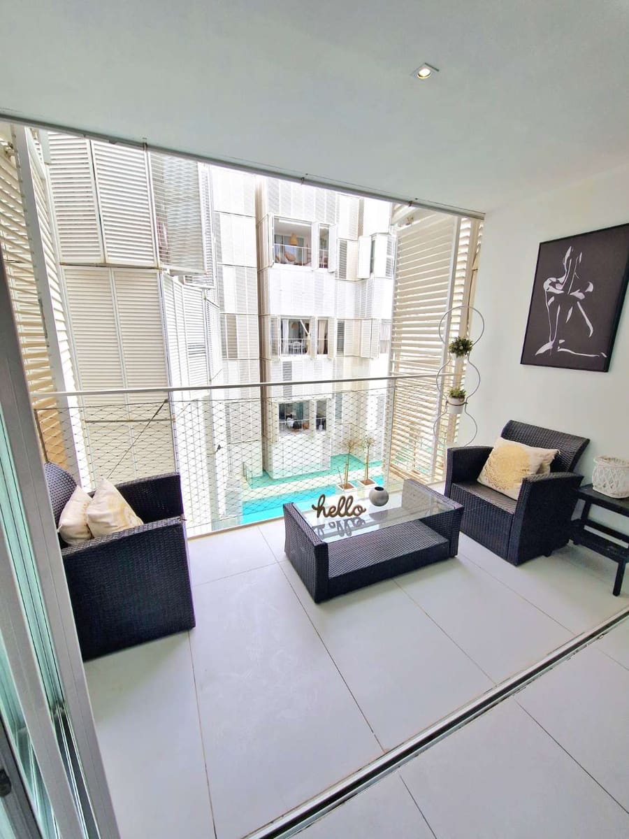 2 slaapkamer Strandappartement te huur in Ibiza dorp met zwembad garage - € 1.700 (Ref: 8988045)