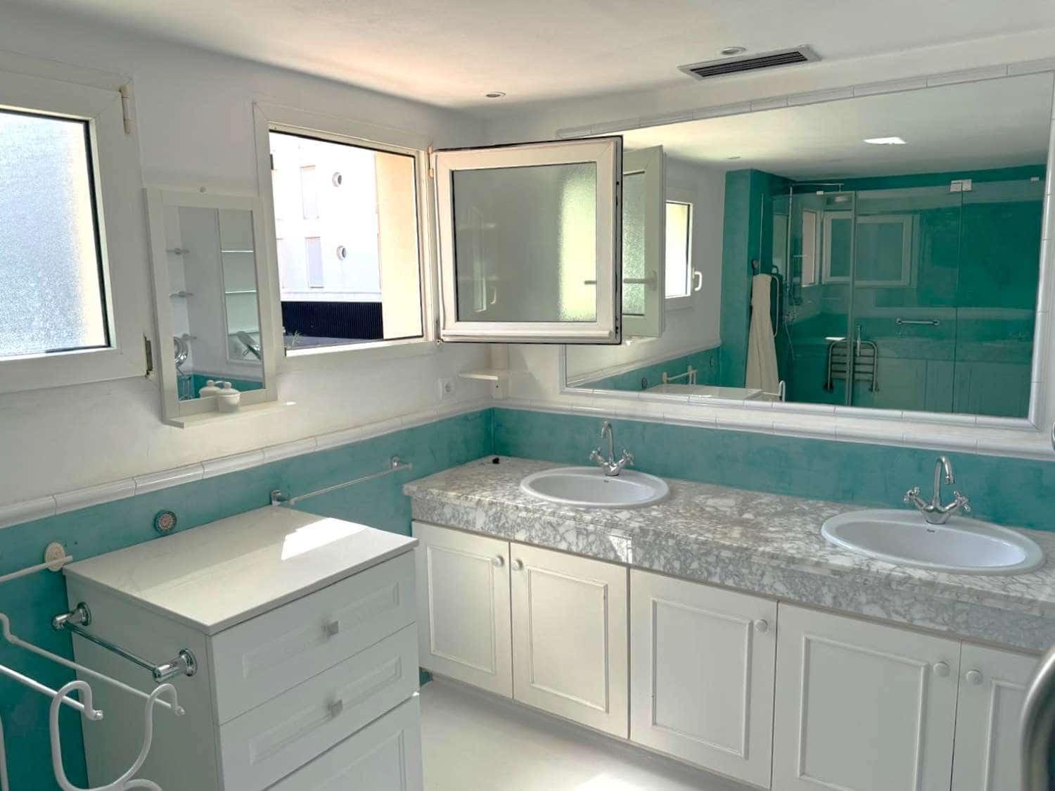 4 bedroom Beach Apartment for sale in Ibiza / Eivissa town with pool garage - € 2,900,000 (Ref: 9115928)