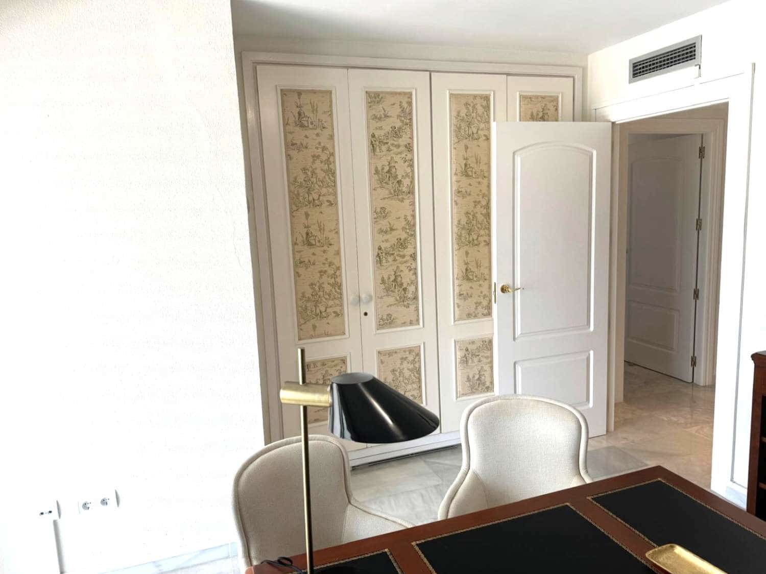 4 bedroom Beach Apartment for sale in Ibiza / Eivissa town with pool garage - € 2,900,000 (Ref: 9115928)