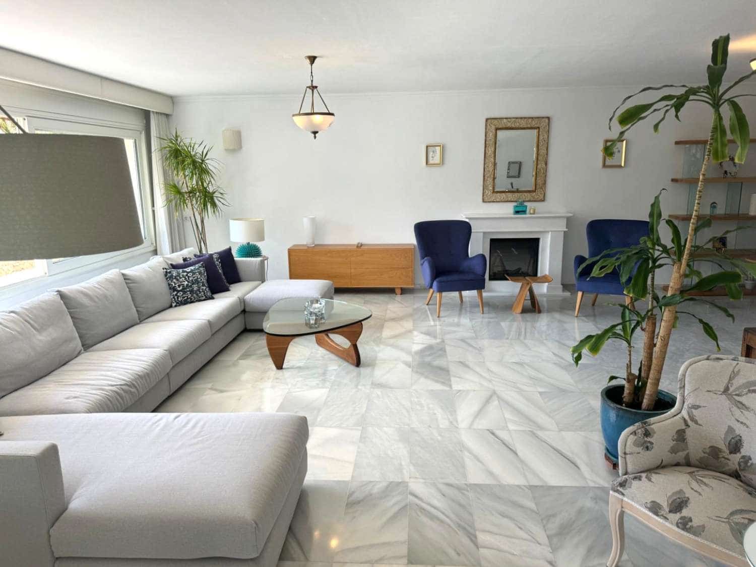 4 bedroom Beach Apartment for sale in Ibiza / Eivissa town with pool garage - € 2,900,000 (Ref: 9115928)