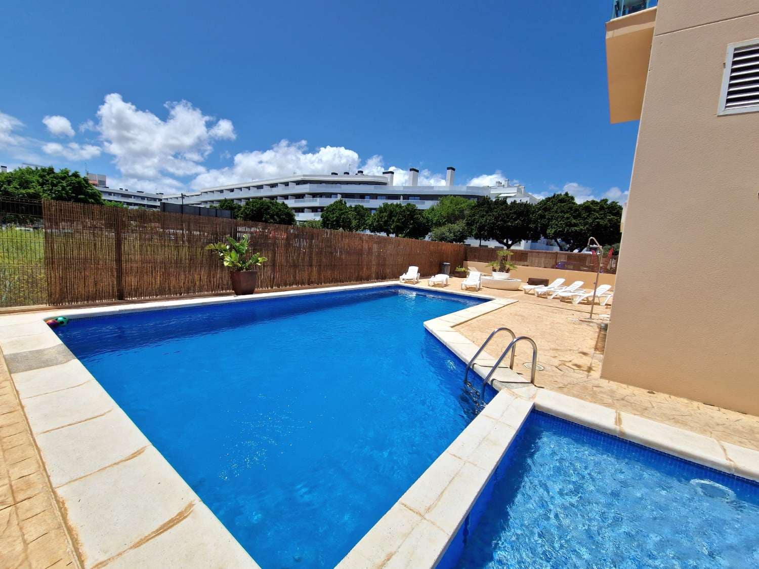 2 soveværelse Penthouse til salg i Ibiza by med swimmingpool - € 1.045.000 (Ref: 9134215)