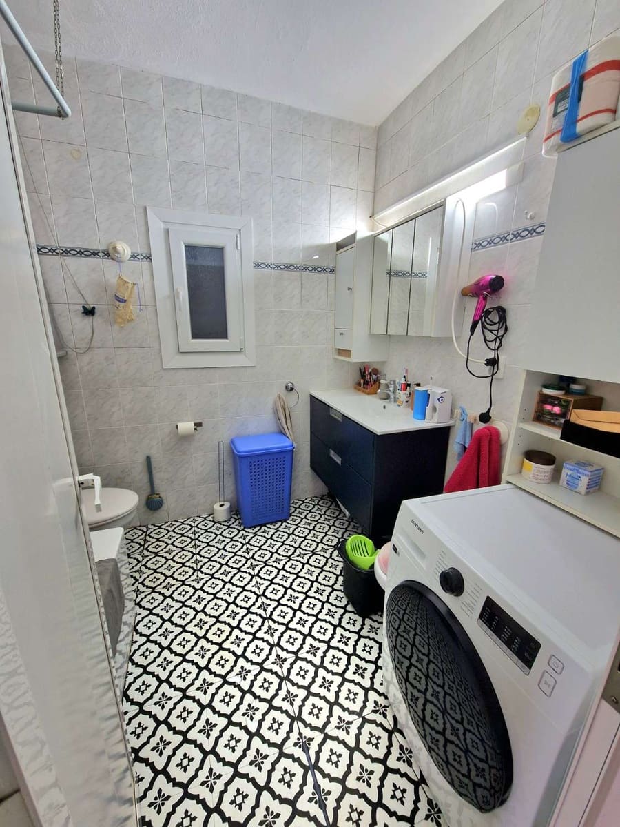 3 soveværelse Strandlejlighed til salg i Sant Antoni de Portmany - € 649.000 (Ref: 9186747)