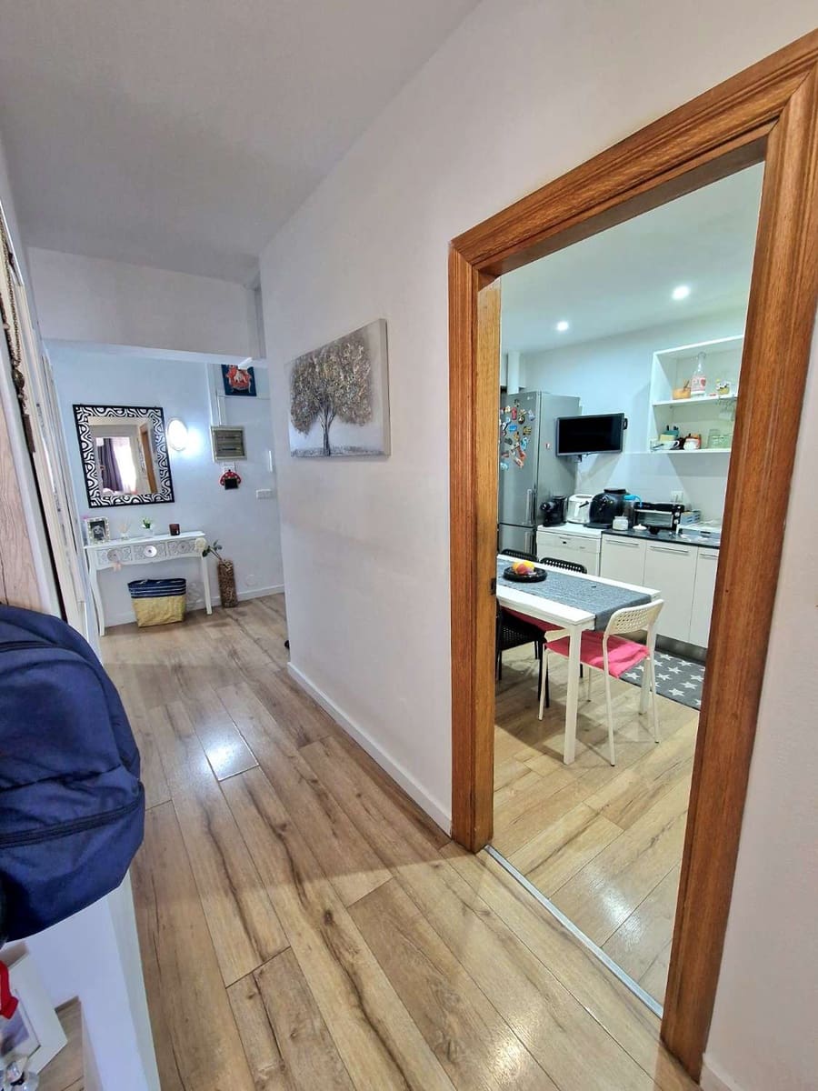 3 soveværelse Strandlejlighed til salg i Sant Antoni de Portmany - € 649.000 (Ref: 9186747)