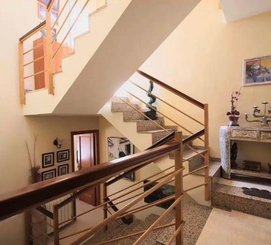 3 slaapkamer Rijtjeshuis te koop in Ibiza dorp met zwembad - € 1.200.000 (Ref: 9375040)