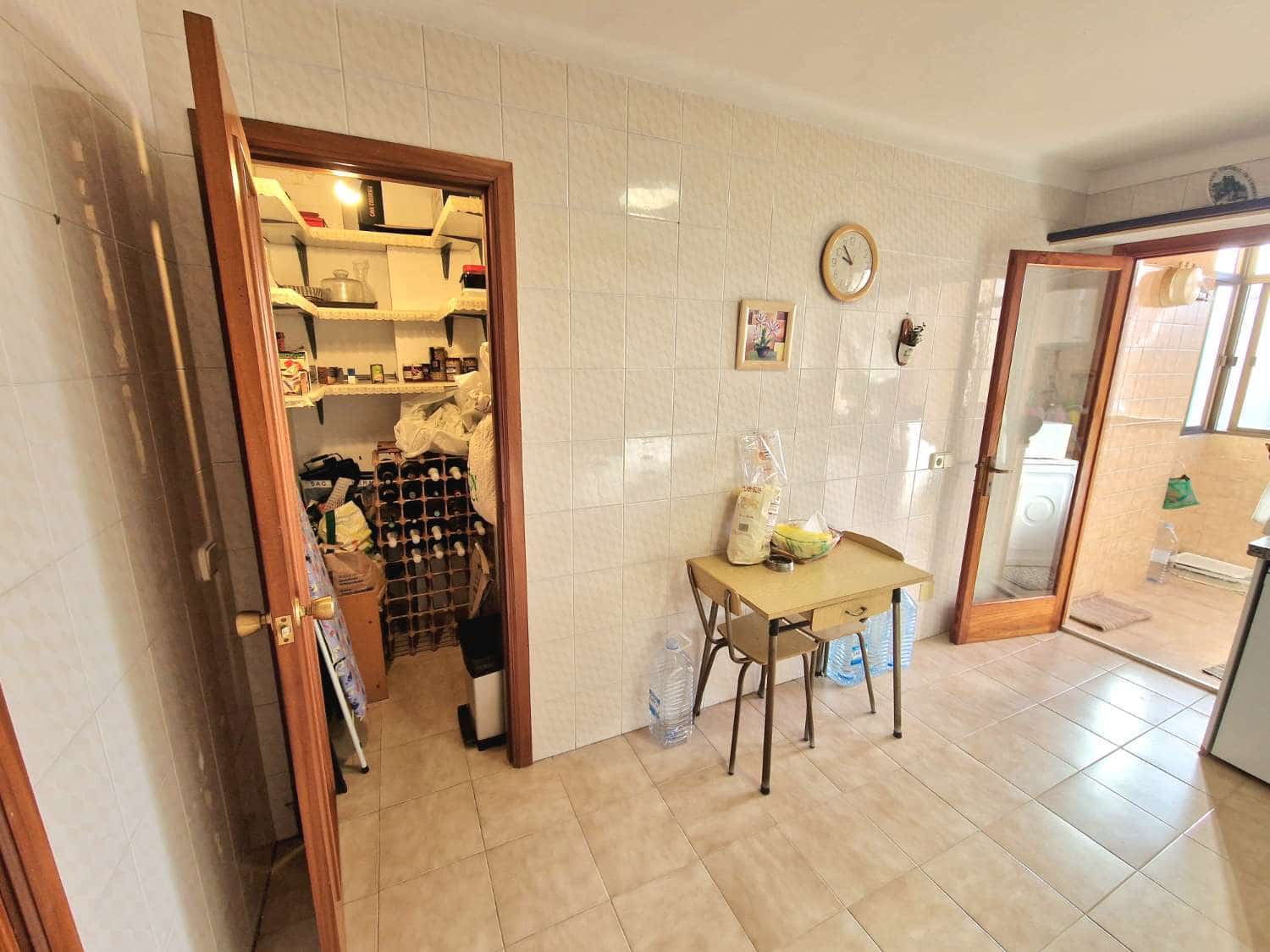 4 camera da letto Appartamento sulla Spiaggia in vendita in Ibiza-Eivissa citta - 750.000 € (Rif: 9398249)