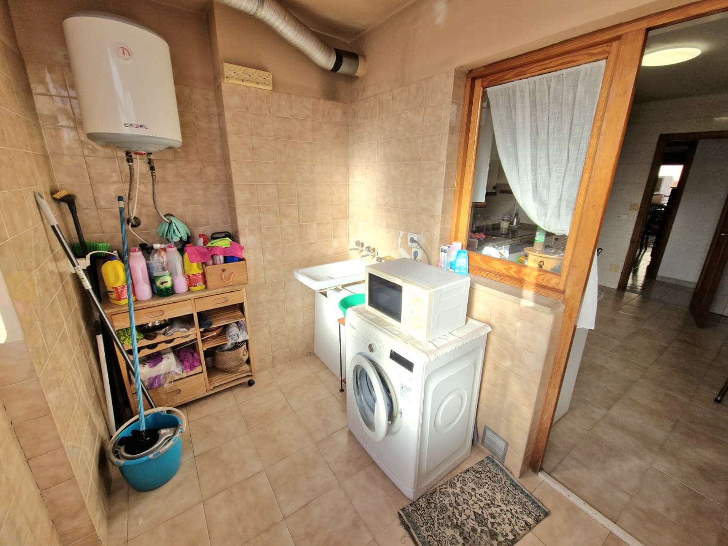 4 camera da letto Appartamento sulla Spiaggia in vendita in Ibiza-Eivissa citta - 750.000 € (Rif: 9398249)