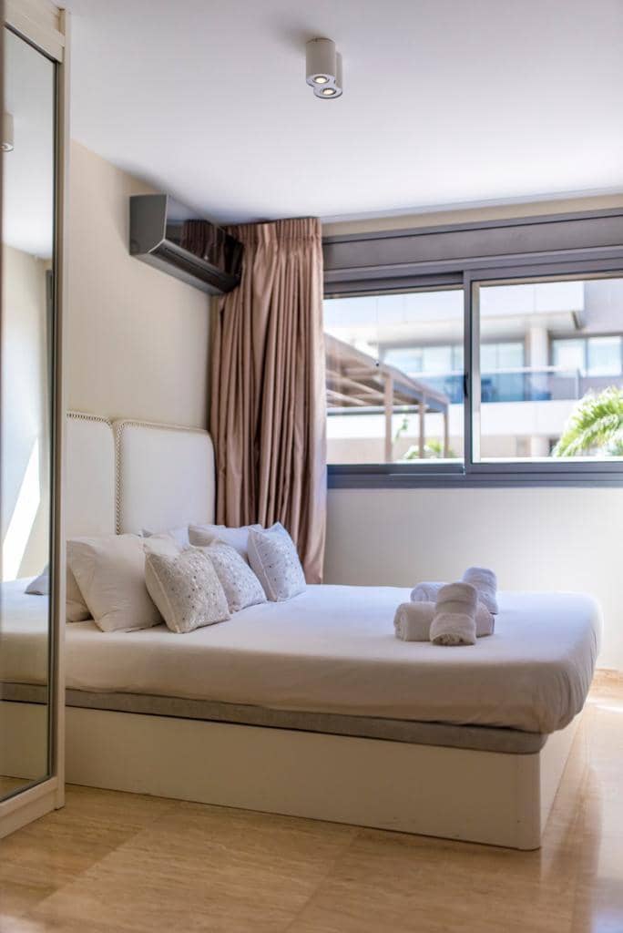 4 bedroom Beach Apartment for sale in Ibiza / Eivissa town with pool - € 1,400,000 (Ref: 9439682)