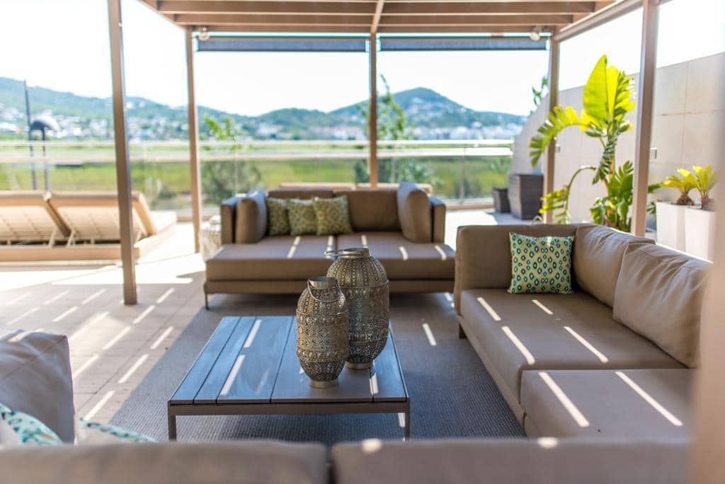 4 bedroom Beach Apartment for sale in Ibiza / Eivissa town with pool - € 1,400,000 (Ref: 9439682)