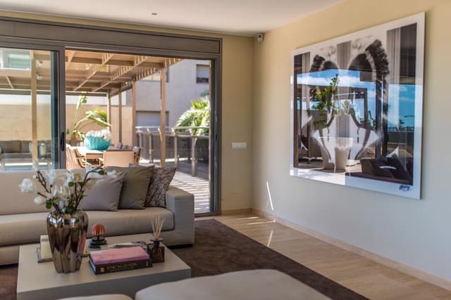 Apartamento Playa de 4 habitaciones en Ibiza / Eivissa ciudad en venta con piscina - 1.400.000 € (Ref: 9439682)