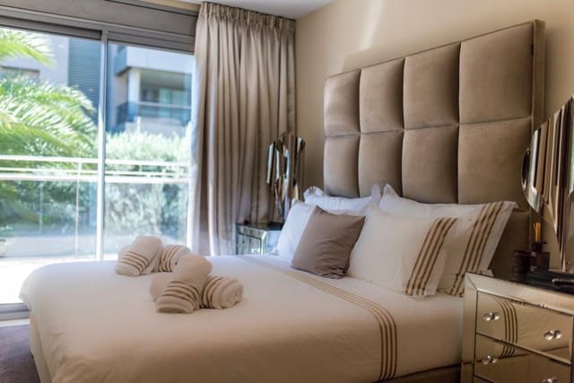 Apartamento Playa de 4 habitaciones en Ibiza / Eivissa ciudad en venta con piscina - 1.400.000 € (Ref: 9439682)