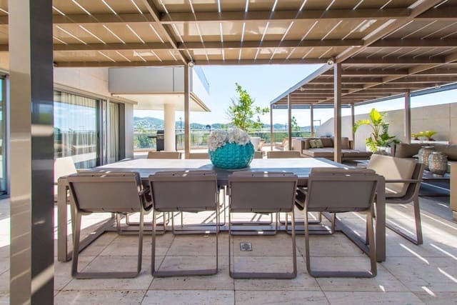 Apartamento Playa de 4 habitaciones en Ibiza / Eivissa ciudad en venta con piscina - 1.400.000 € (Ref: 9439682)