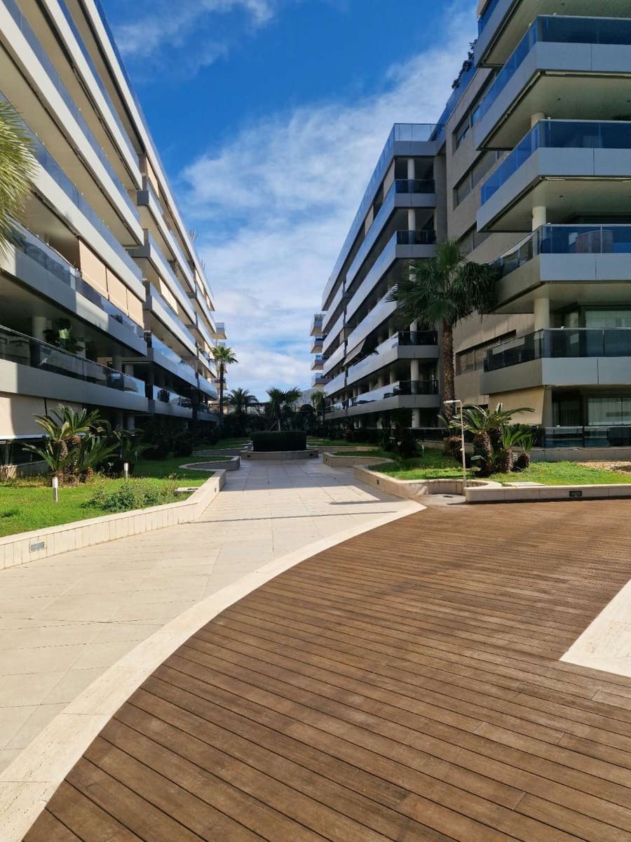 4 bedroom Beach Apartment for sale in Ibiza / Eivissa town with pool - € 1,400,000 (Ref: 9439682)