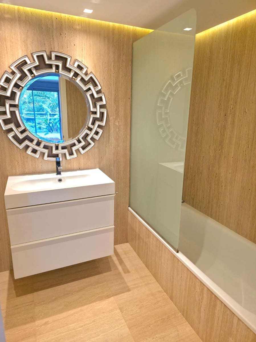 4 bedroom Beach Apartment for sale in Ibiza / Eivissa town with pool - € 1,400,000 (Ref: 9439682)