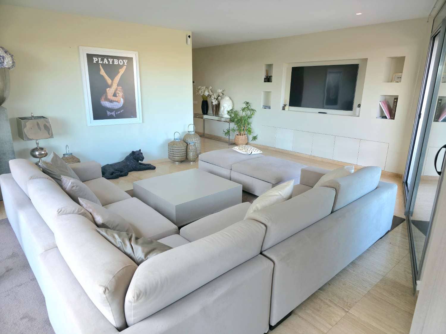 4 bedroom Beach Apartment for sale in Ibiza / Eivissa town with pool - € 1,400,000 (Ref: 9439682)