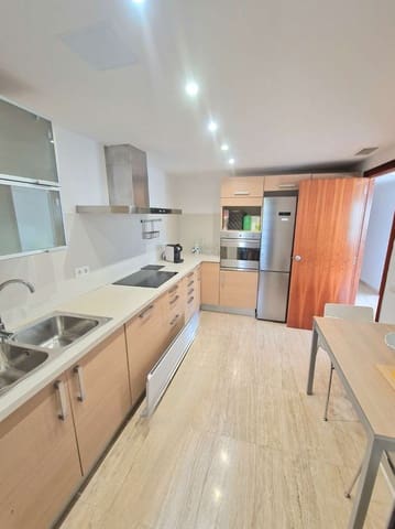 2 soveværelse Strandlejlighed til salg i Ibiza by med swimmingpool garage - € 950.000 (Ref: 9446124)