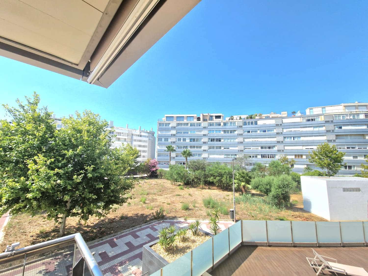 2 soveværelse Strandlejlighed til salg i Ibiza by med swimmingpool garage - € 950.000 (Ref: 9446124)