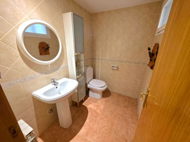 Adosado de 4 habitaciones en Ibiza / Eivissa ciudad en venta - 895.000 € (Ref: 9497205)