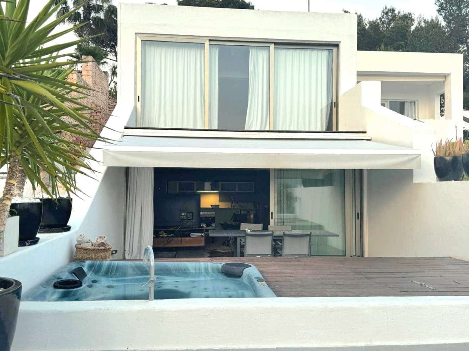 1 bedroom Flat for rent in Santa Eulalia / Santa Eularia with pool - € 6,000 (Ref: 9570824)