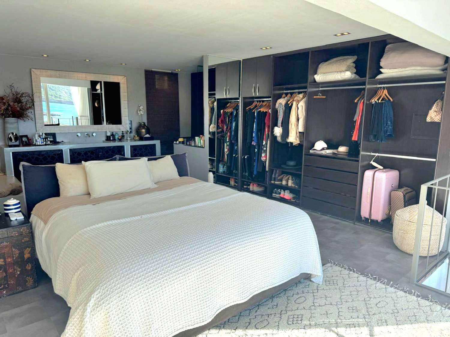 1 bedroom Flat for rent in Santa Eulalia / Santa Eularia with pool - € 6,000 (Ref: 9570824)