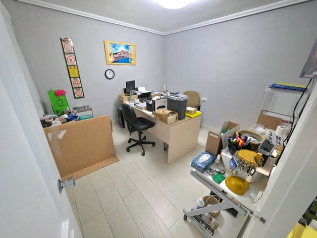 3 makuuhuone Asunto myytävänä paikassa Ibiza kaupunki - 850 000 € (Ref: 9615220)