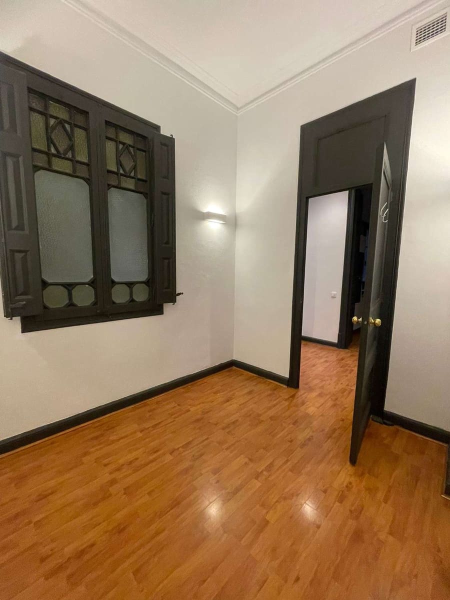 Office for rent in Barcelona city - € 3,800 (Ref: 9711165)