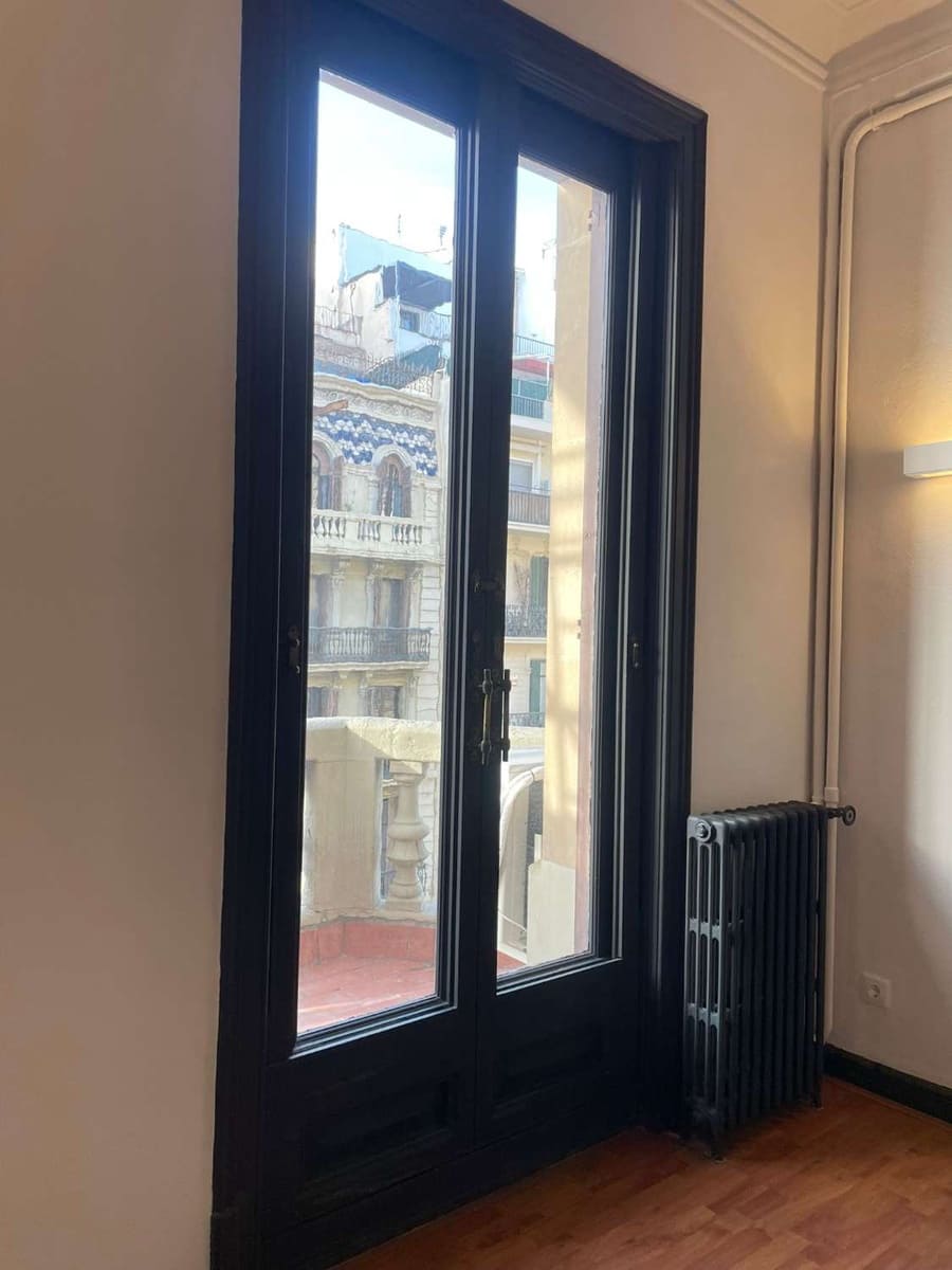 Office for rent in Barcelona city - € 3,800 (Ref: 9711165)