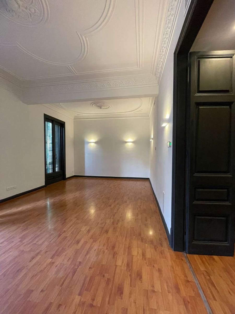 Office for rent in Barcelona city - € 3,800 (Ref: 9711165)