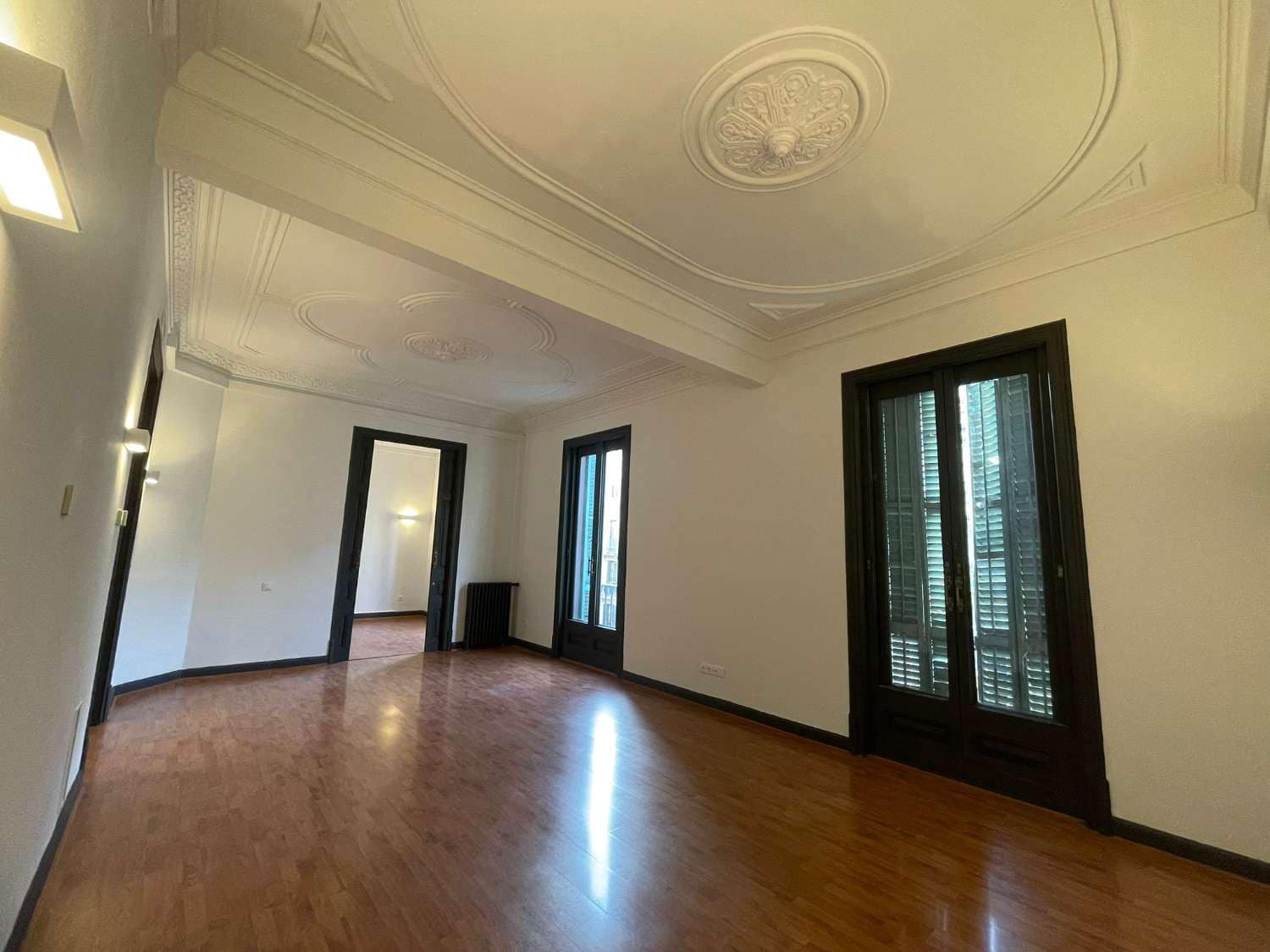 Office for rent in Barcelona city - € 3,800 (Ref: 9711165)