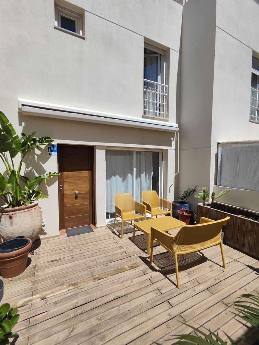 3 bedroom Terraced Villa for rent in Santa Eulalia / Santa Eularia with garage - € 5,000 (Ref: 9721427)