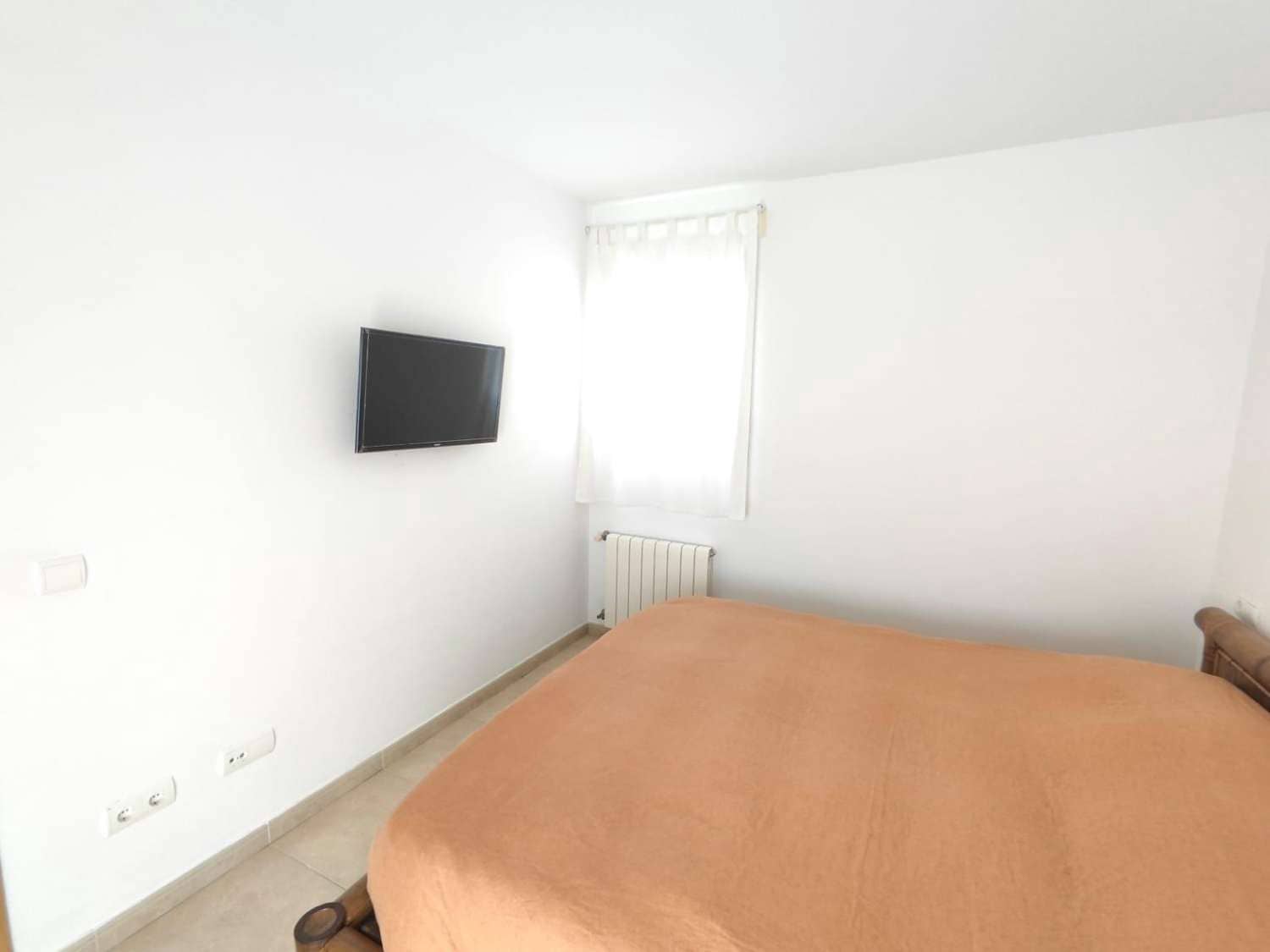 3 bedroom Terraced Villa for rent in Santa Eulalia / Santa Eularia with garage - € 5,000 (Ref: 9721427)