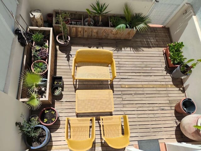 3 soverom Rekkehus til leie i Santa Eulalia / Santa Eularia med garasje - € 5 000 (Ref: 9721427)