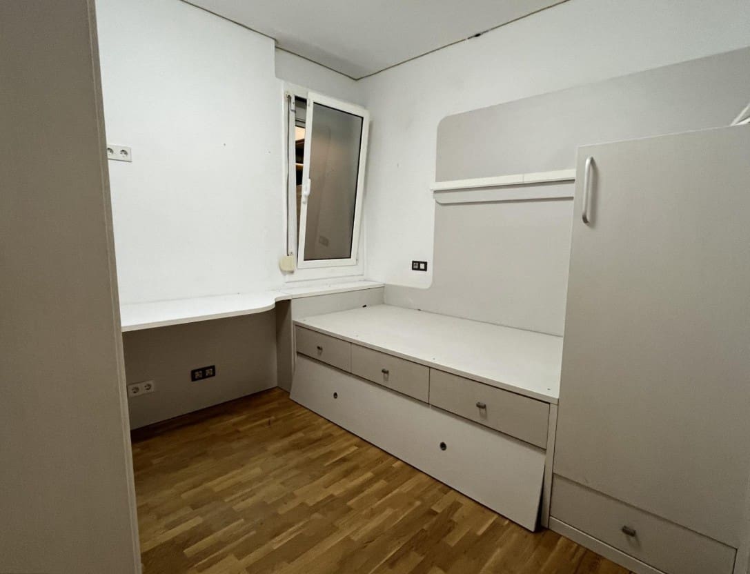 4 soverom Leilighet til salgs i Barcelona by - € 775 000 (Ref: 9731750)