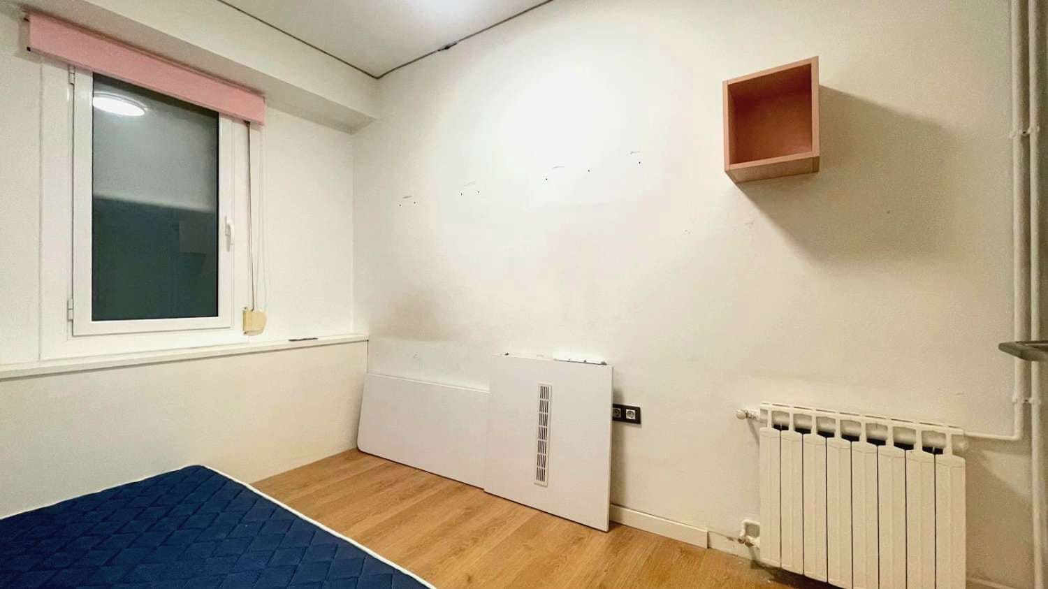 4 soverom Leilighet til salgs i Barcelona by - € 775 000 (Ref: 9731750)